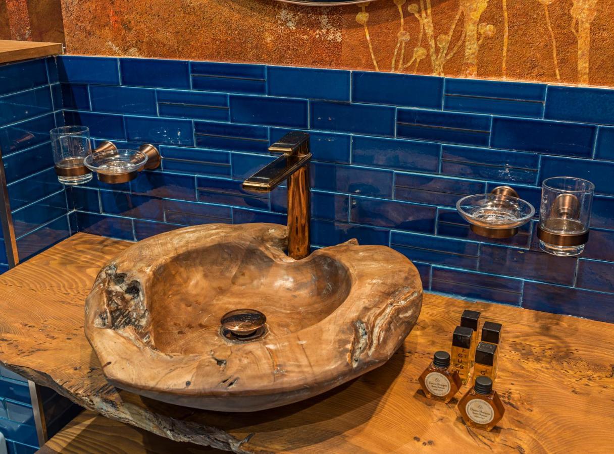 Apartment The Pop Art